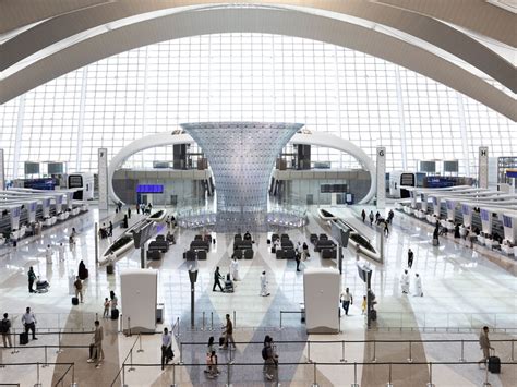 abu dhabi travel warnings.